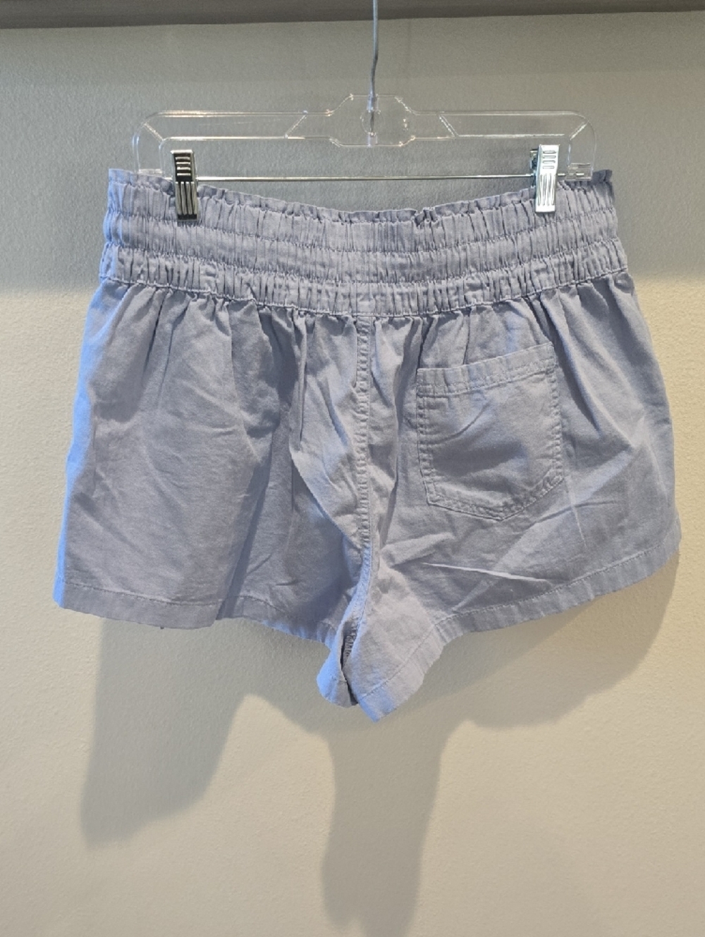 Aerie Light Blue Smocked Waist Shorts, NWT, Large - Picture 9 of 10
